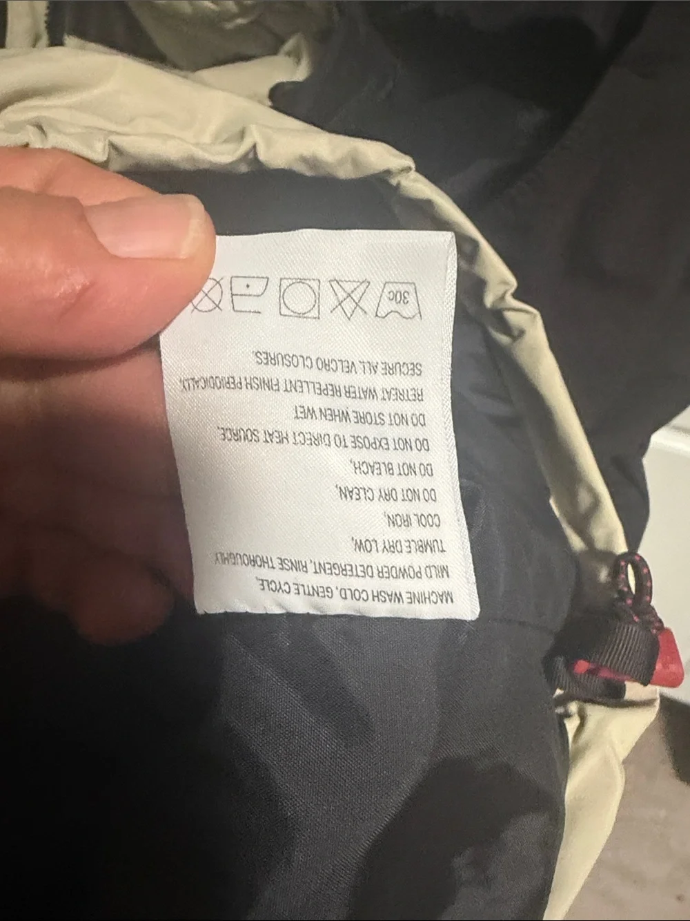 The North Face Men’s Black, Cream & Gray Ski Jacket